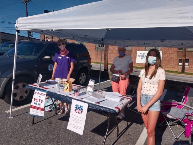 Voter Registration at farmers Market